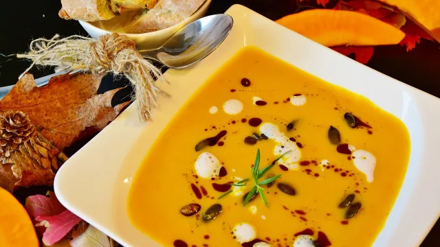 pumpkin-soup-gb8039c054_1920 (Foto: Pixabay) pumpkin-soup-gb8039c054_1920 (Foto: Pixabay)